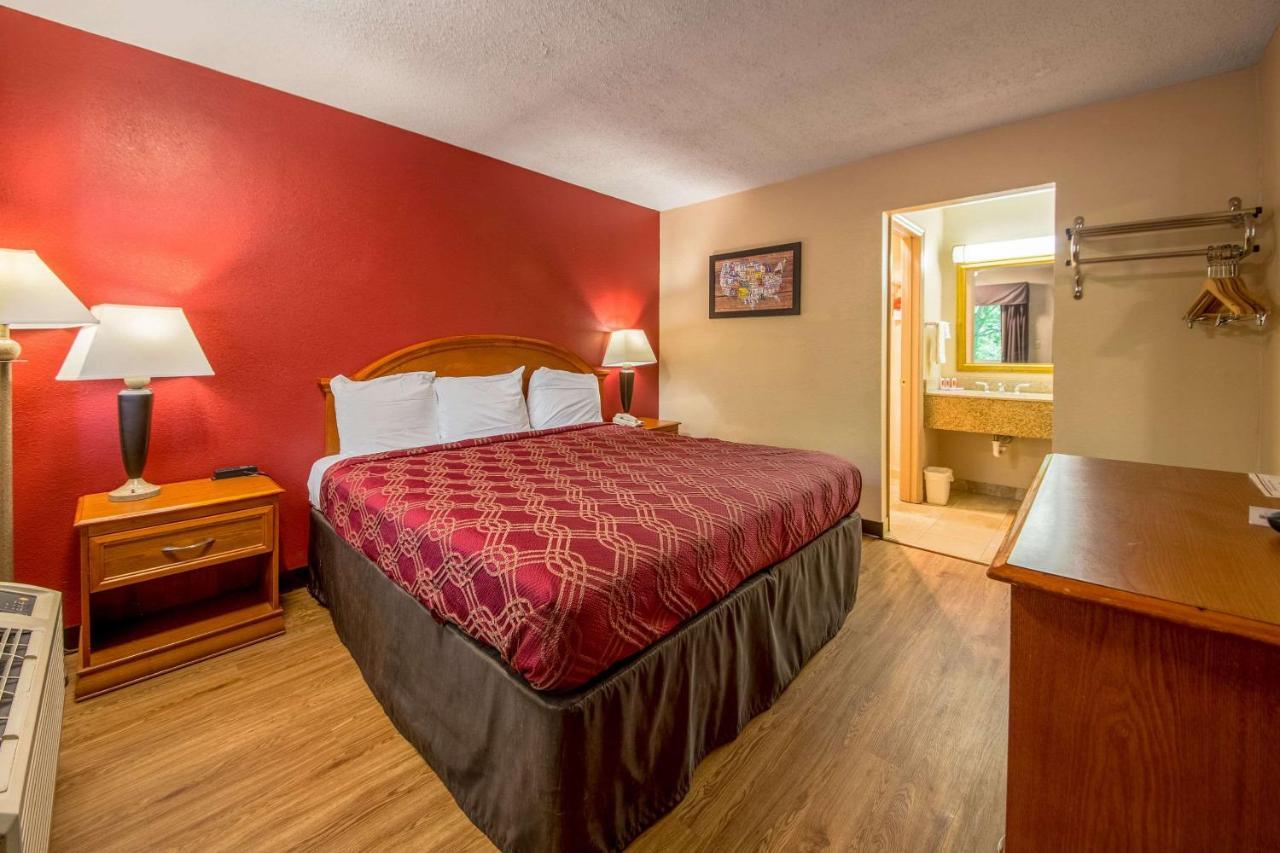 Econo Lodge Маунт-Лорел Екстер'єр фото