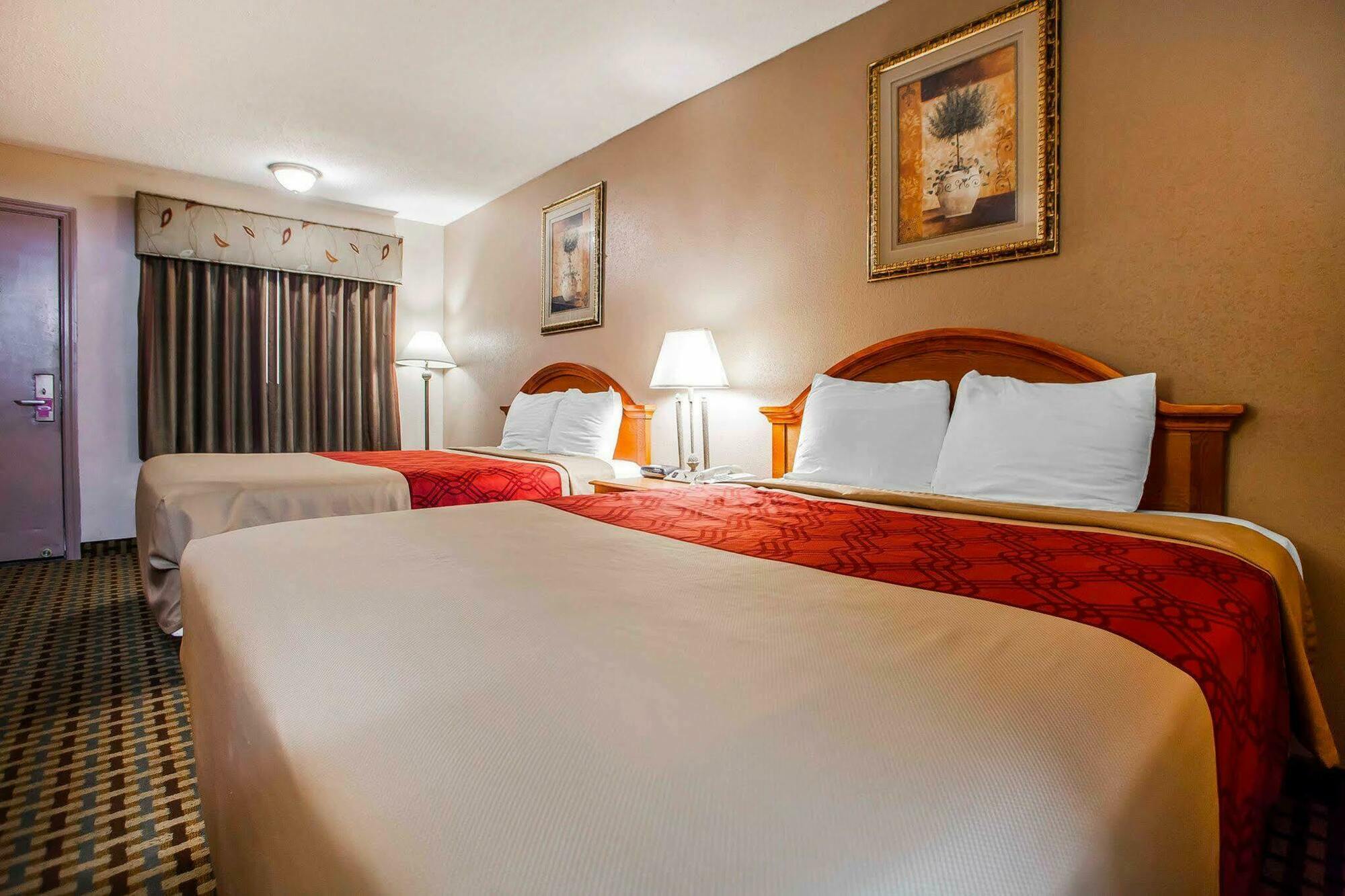 Econo Lodge Маунт-Лорел Екстер'єр фото