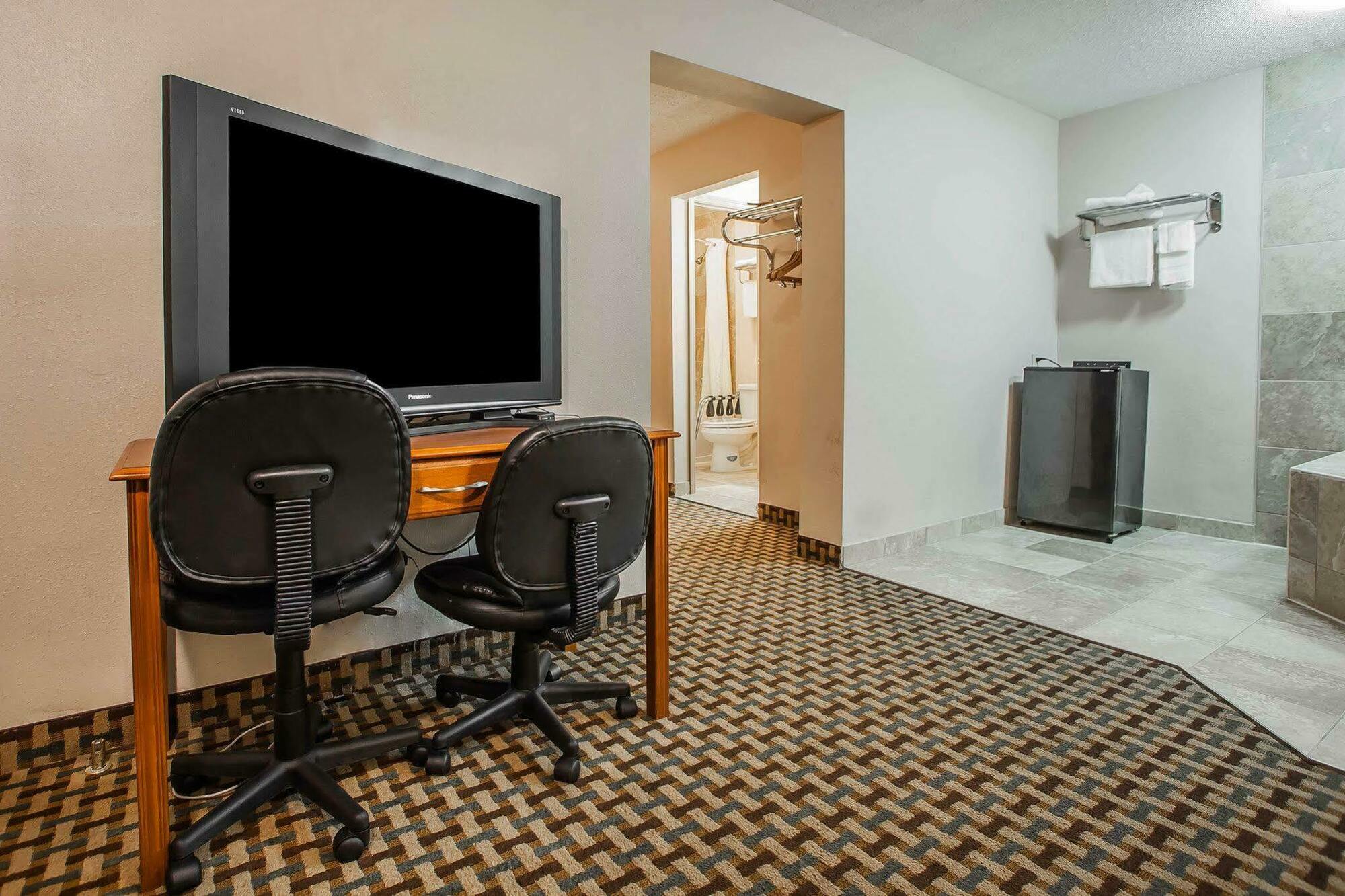 Econo Lodge Маунт-Лорел Екстер'єр фото